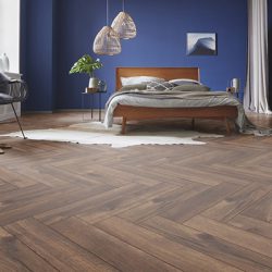 Πάτωμα Laminate Kronotex Herringbone D4766 Calais Oak B